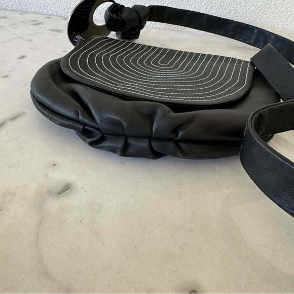 FURLA Genuine Leather Black with Contrast Stitching Crossbody Purse Bag - Picture 6 of 14